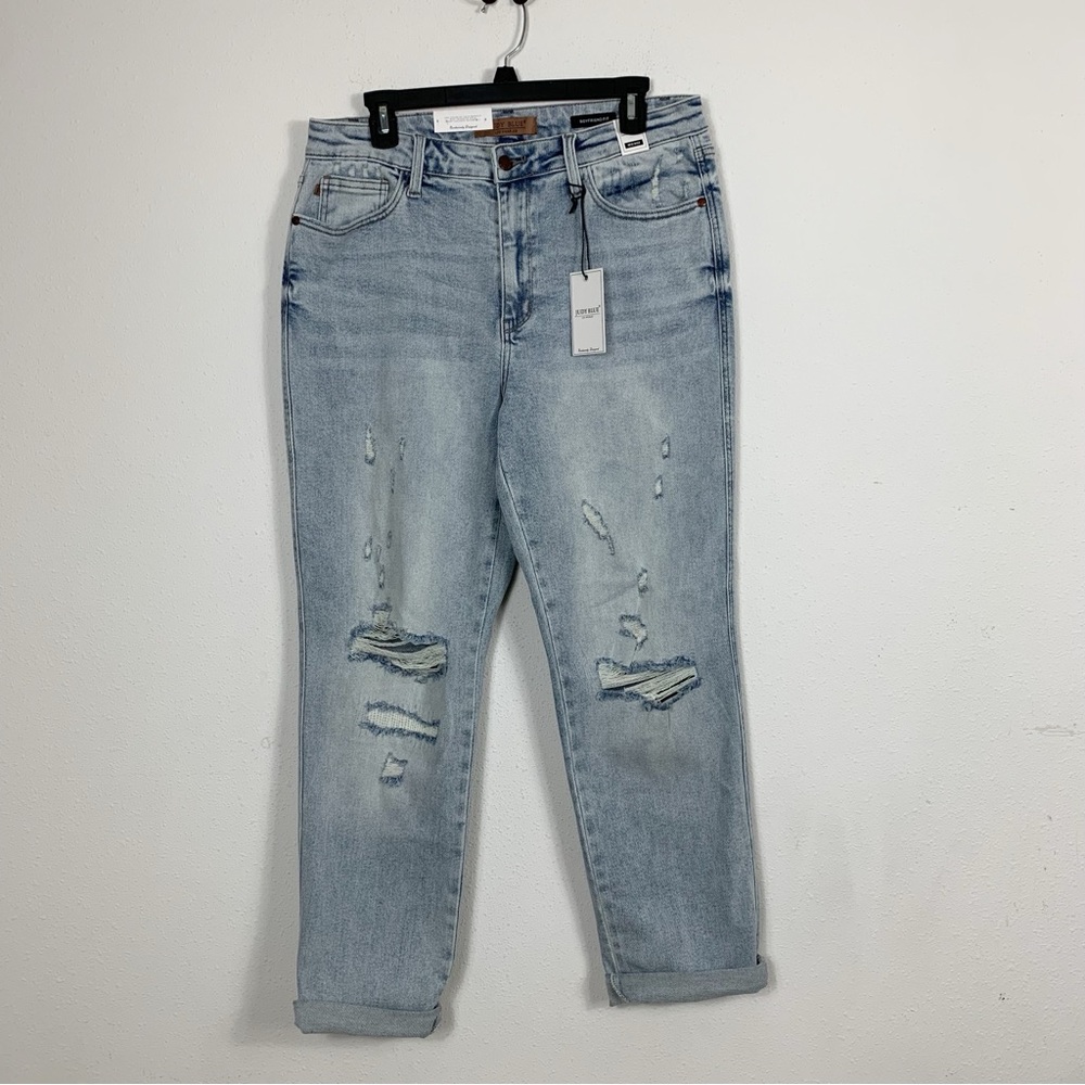 Judy Blue Light Blue Boyfriend Jeans